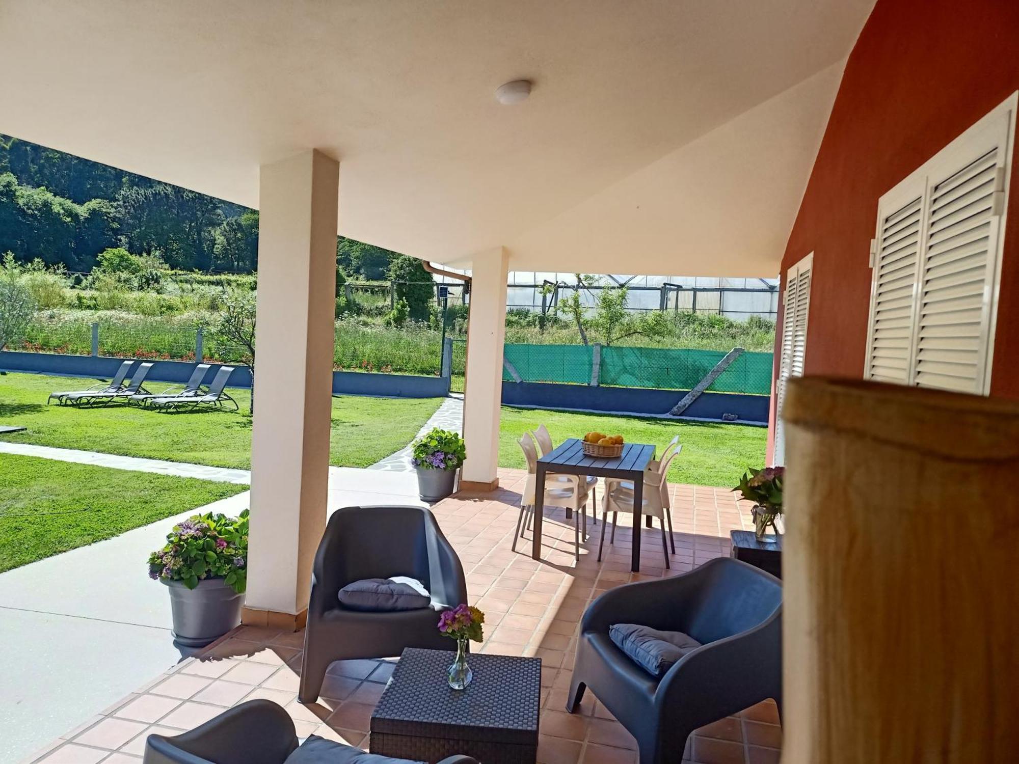 Apartamento En Bloque Vivienda Con Piscina Y Barbacoa A 15 Min De La Playa Meis ภายนอก รูปภาพ